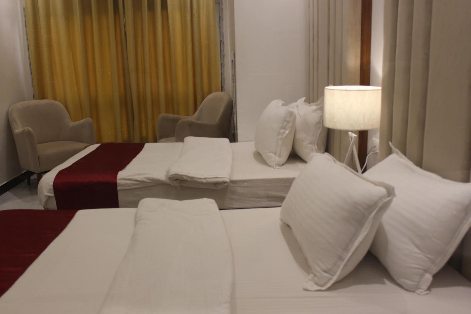 Hotel Belle Vie Киншаса Экстерьер фото