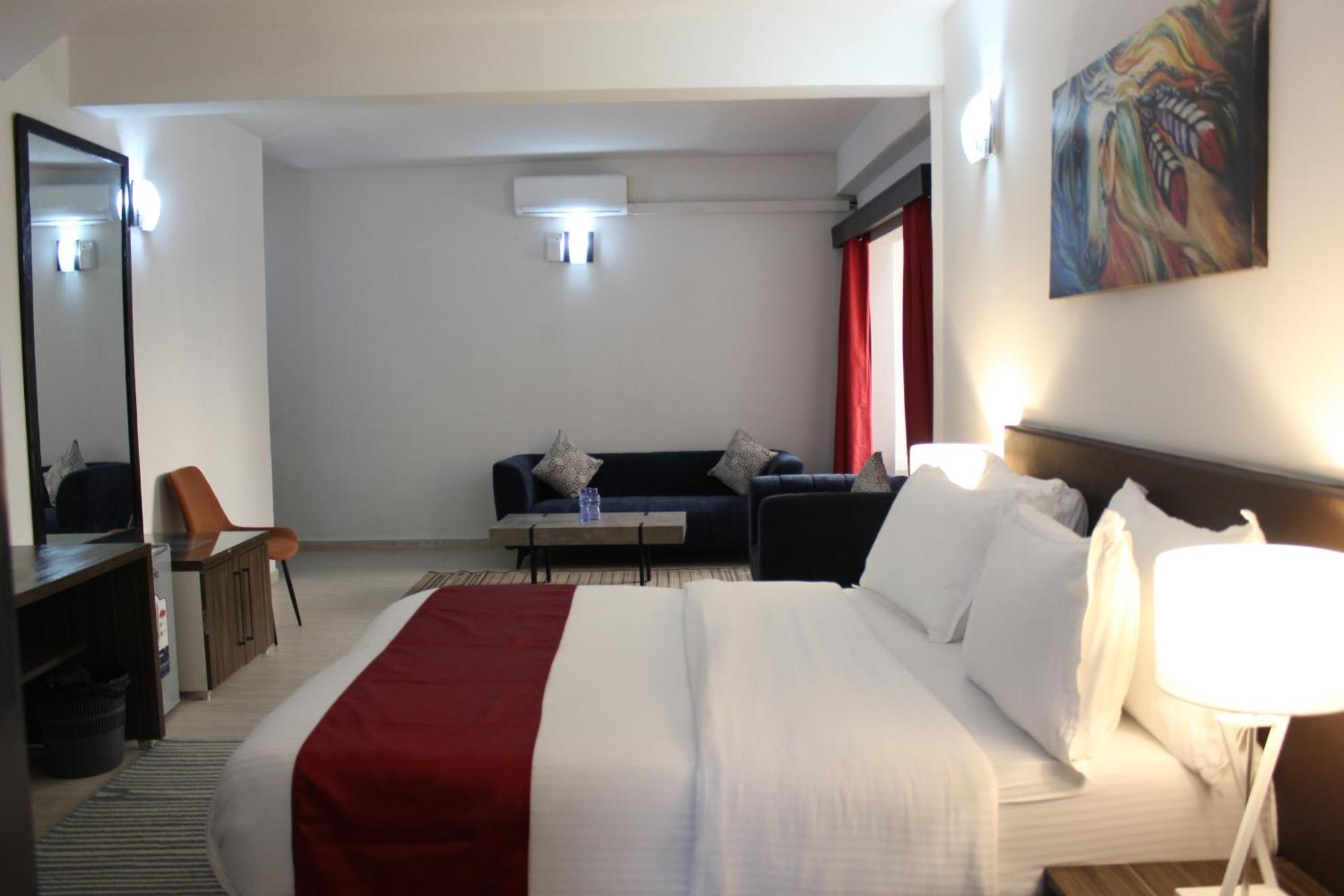 Hotel Belle Vie Киншаса Экстерьер фото