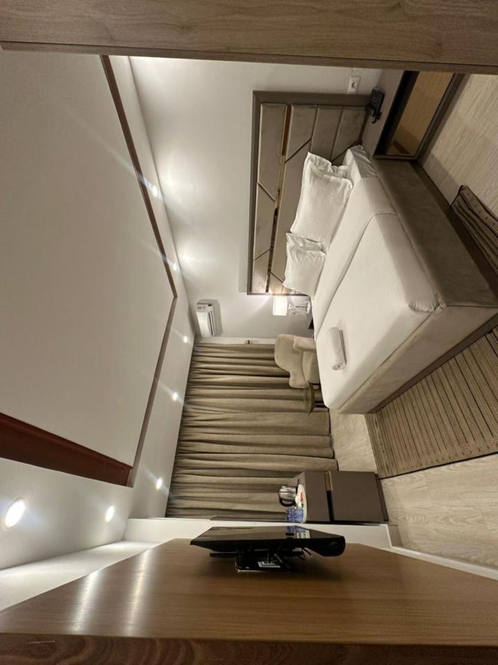 Hotel Belle Vie Киншаса Экстерьер фото